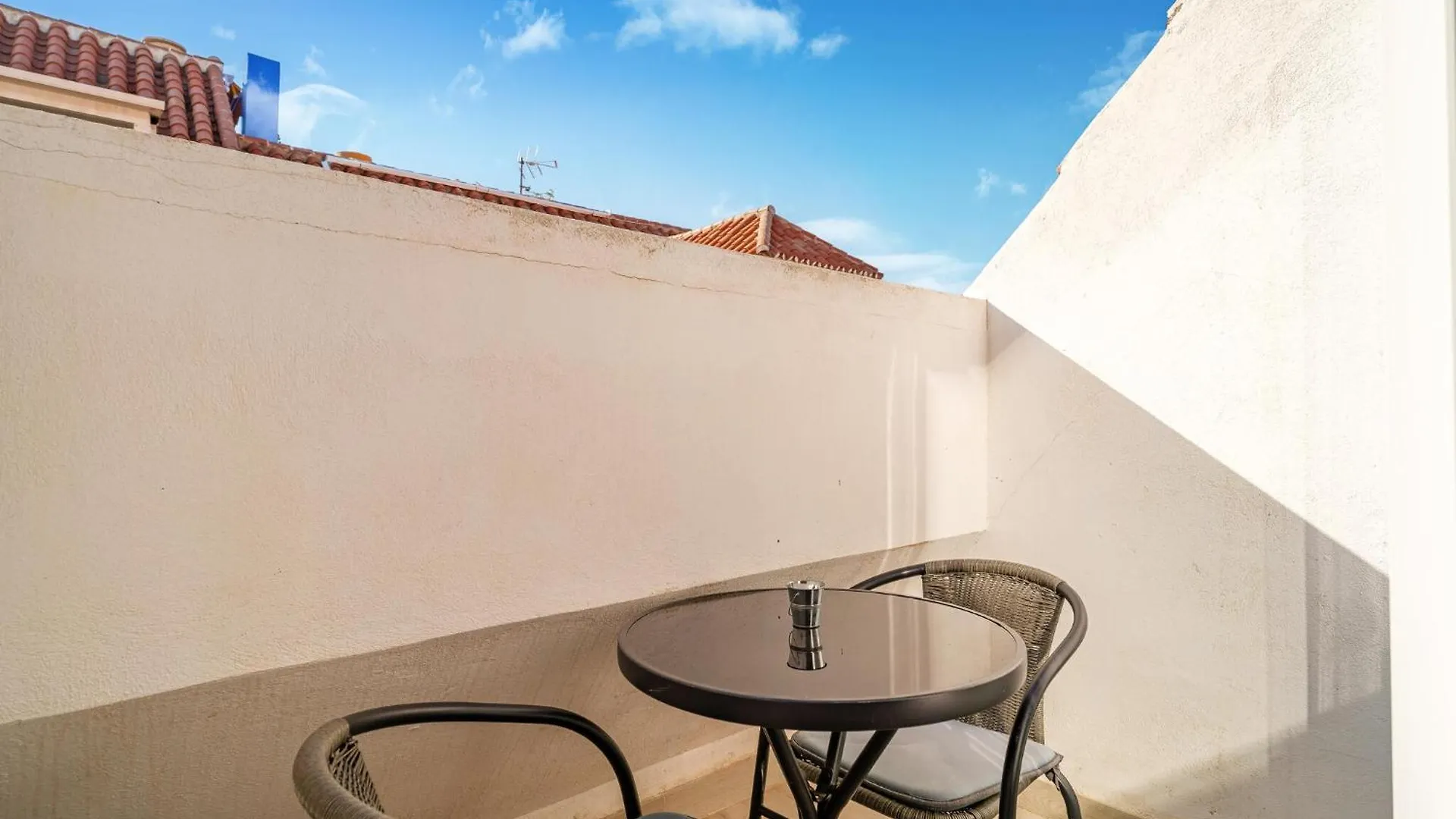 2 Bedroom Amazing Apartment In Fuengirola